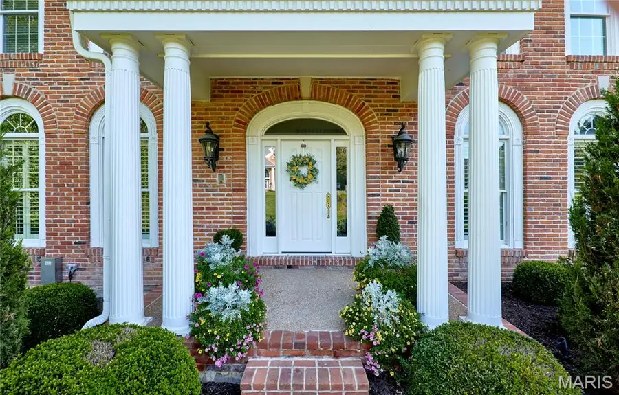 16507 Kingspointe Lake Lane, Chesterfield, MO 63005 - #3