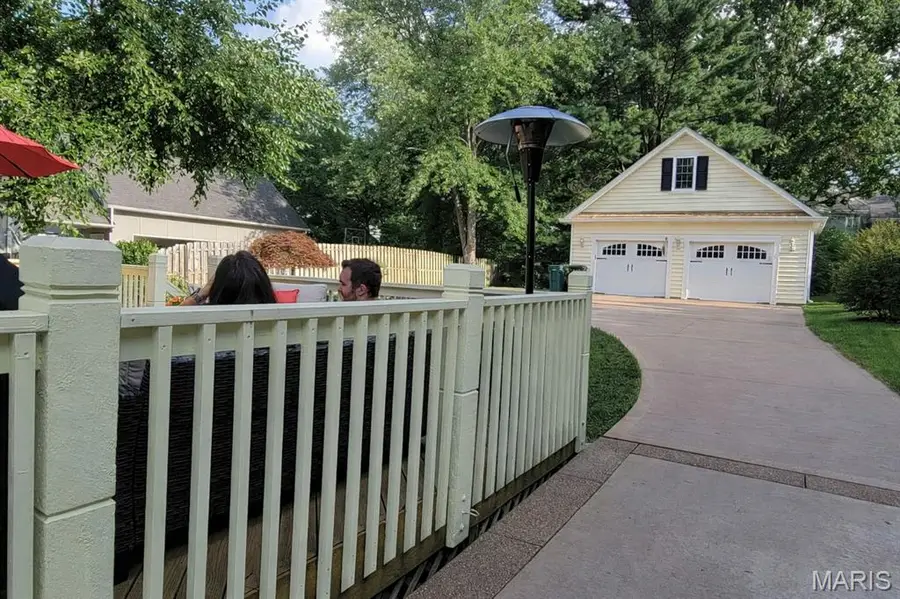 534 E Jefferson Avenue, Kirkwood, MO 63122 - #3