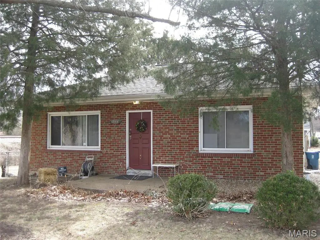 1366 Trampe Avenue, Saint Louis, MO 63138 - #1