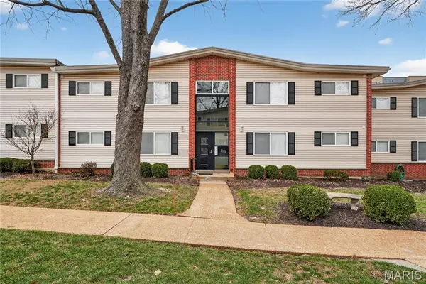 115 E Washington Avenue #2N, Kirkwood, MO 63122