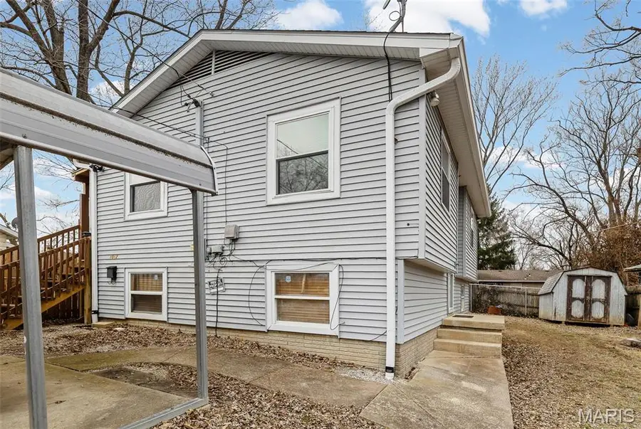 1012 Marie Avenue, Alton, IL 62002 - #2
