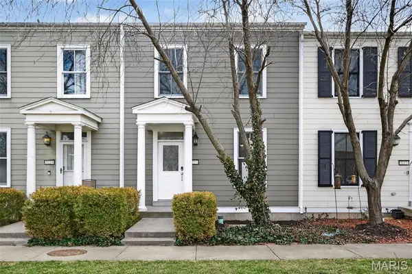 3221 S Civic Green Way, St Charles, MO 63301