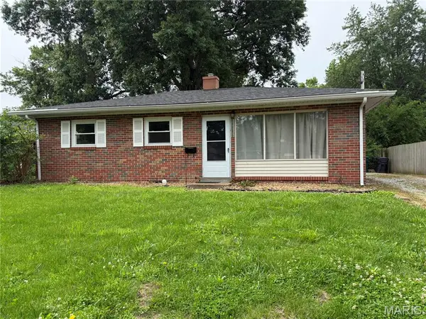 4118 N Park Drive, Belleville, IL 62226