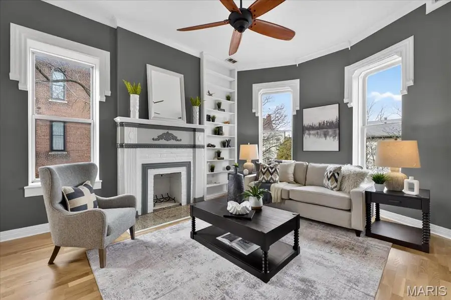 1802 Kennett Place, Saint Louis, MO 63104 - #3