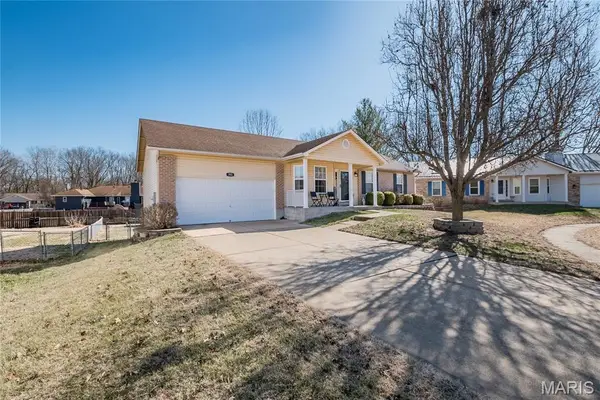 703 Pinewood Court, Pacific, MO 63069