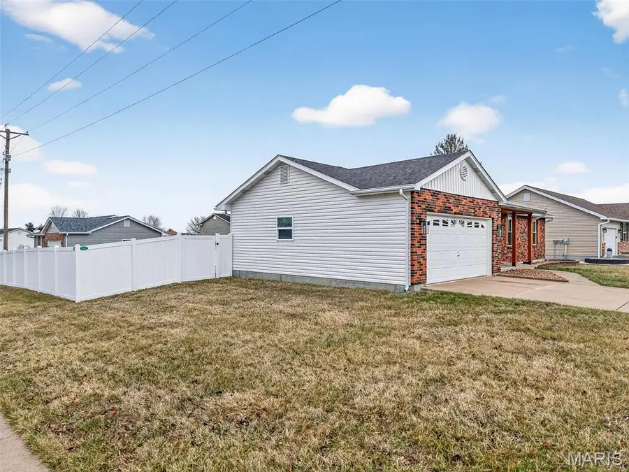 409 Fox Den Lane, Wentzville, MO 63385 - #3