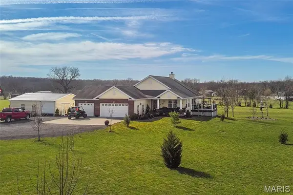 12 Riverside Court, Troy, MO 63379