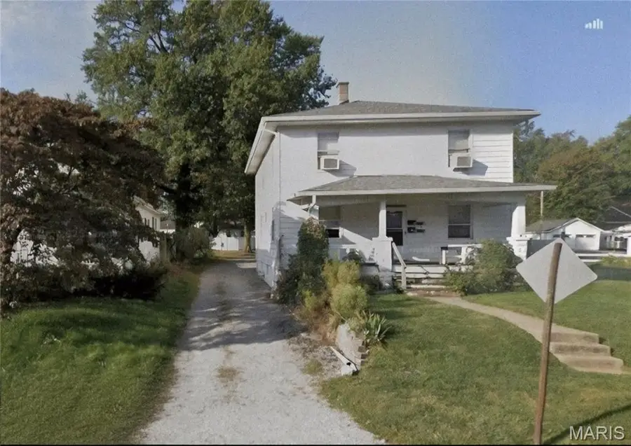 604 Wabash Avenue, Belleville, IL 62220 - #2