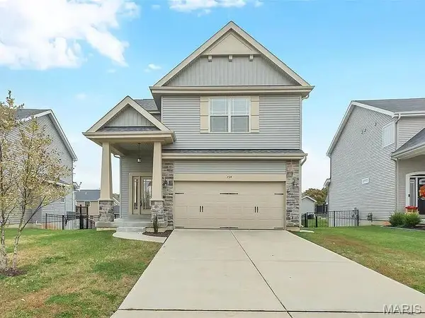 734 Sunset Lane, O'Fallon, MO 63366