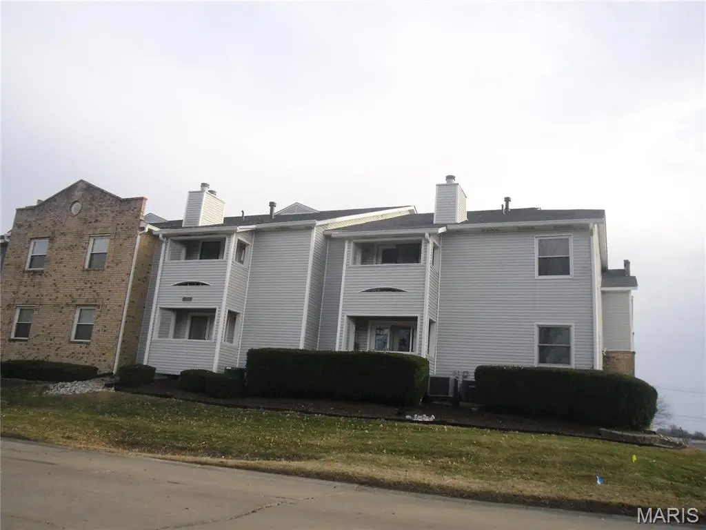 2574 Parkview Drive #4, Granite City, IL 62040 - #1