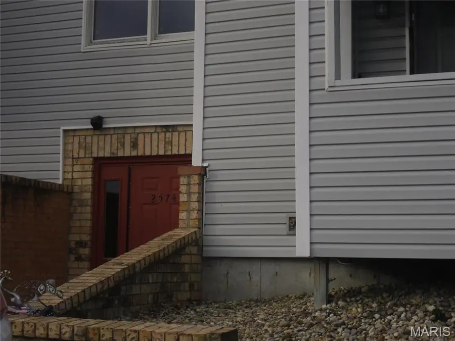 2574 Parkview Drive #4, Granite City, IL 62040 - #3