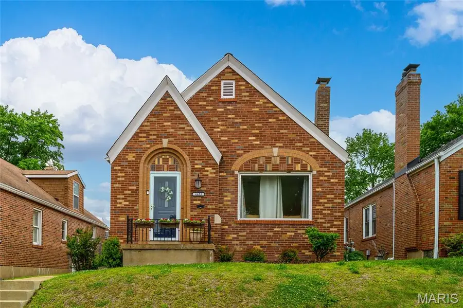 6633 Tholozan Avenue, Saint Louis, MO 63109 - #2