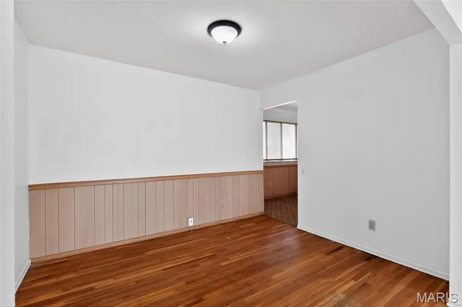 2515 Burchard Drive, Saint Louis, MO 63136 - #3