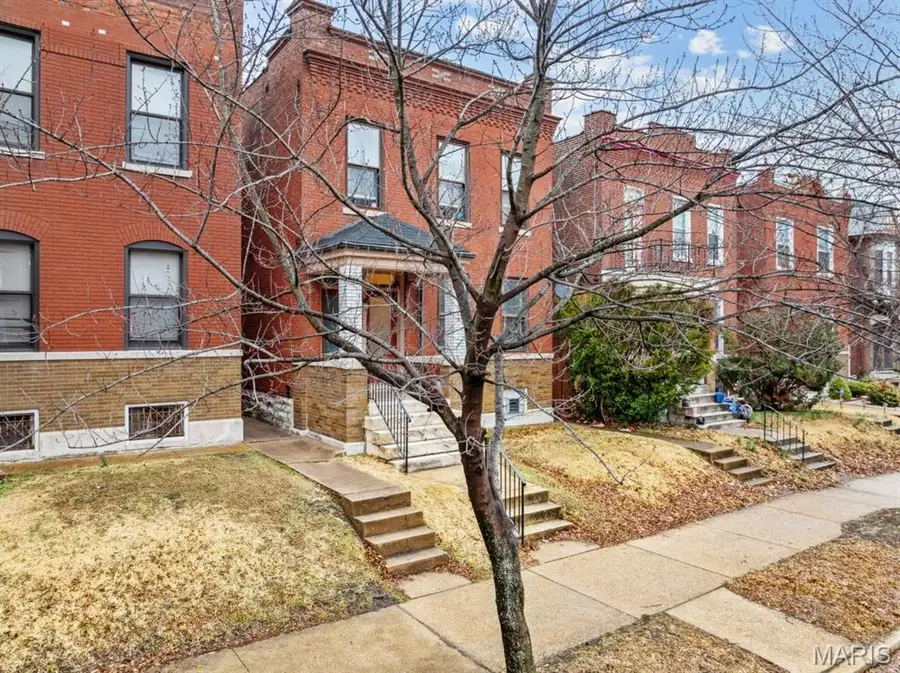 3439 Utah Street, Saint Louis, MO 63118 - #2