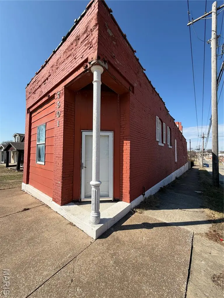 7501 Vermont Avenue, Saint Louis, MO 63111 - #3