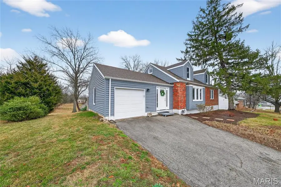 9316 Sappington Road, Saint Louis, MO 63126 - #2