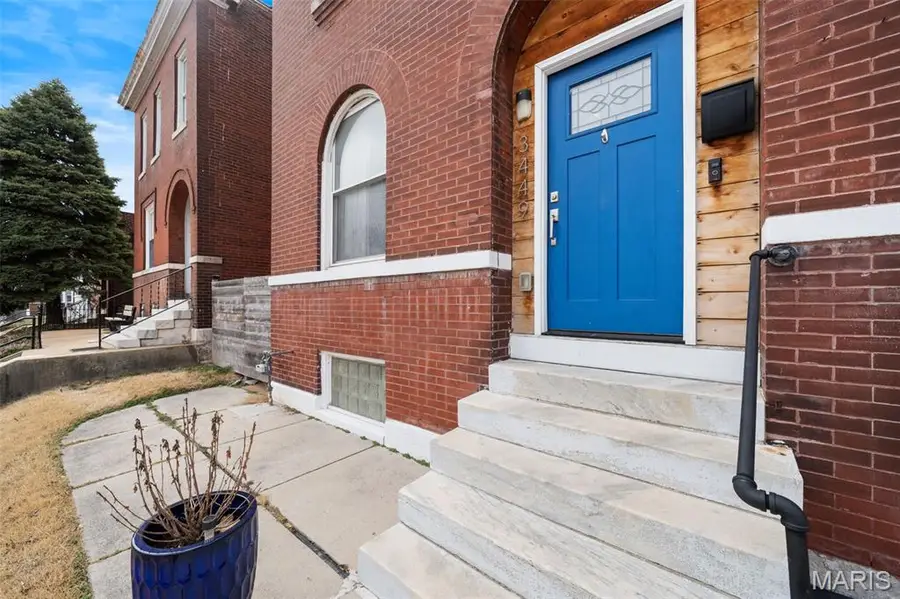 3449 Tennessee Avenue, Saint Louis, MO 63118 - #2