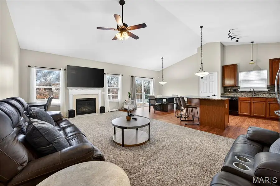 226 Greengate Drive, Lake Saint Louis, MO 63367 - #2