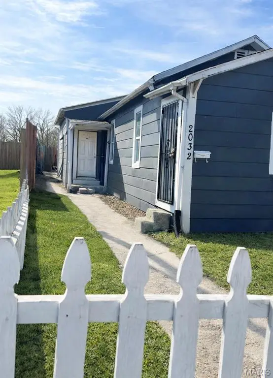 2032 Milan Avenue, Madison, IL 62060 - #1