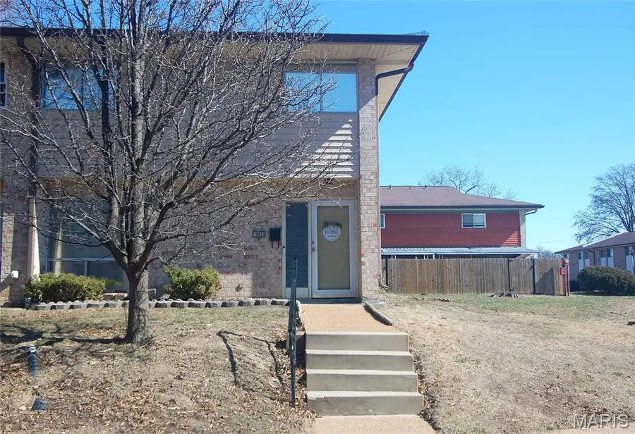 10041 Sakura Drive, Saint Louis, MO 63128 - #3