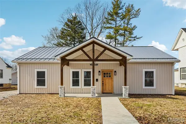 1517 N State Street, Litchfield, IL 62056