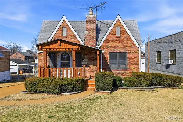 707 Pardella Avenue, St Louis, MO 63125