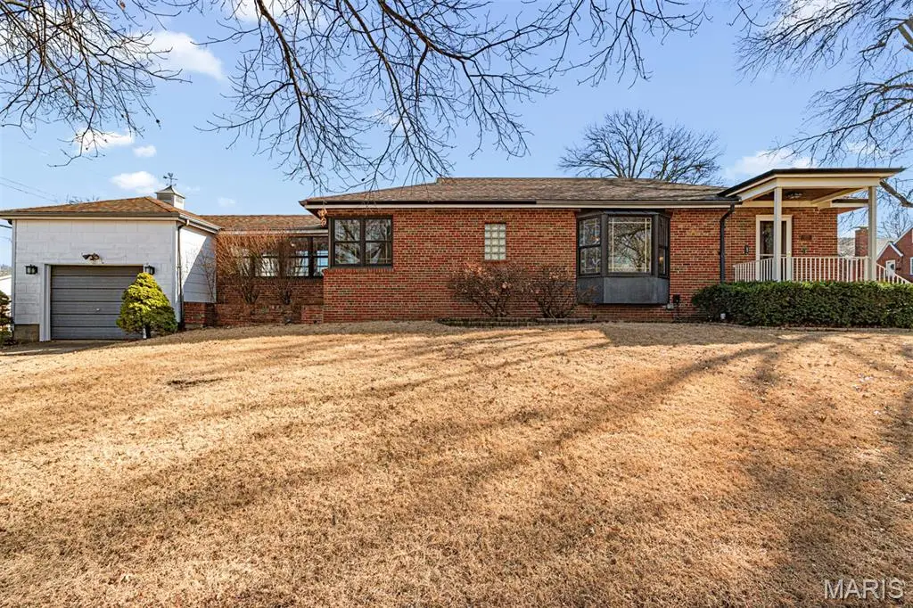 3470 Regal Place, Saint Louis, MO 63139 - #1