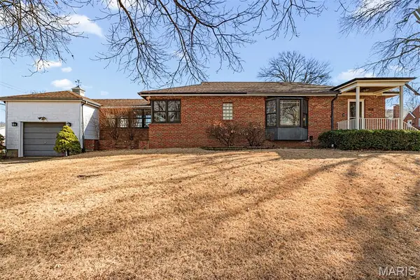 3470 Regal Place, St Louis, MO 63139