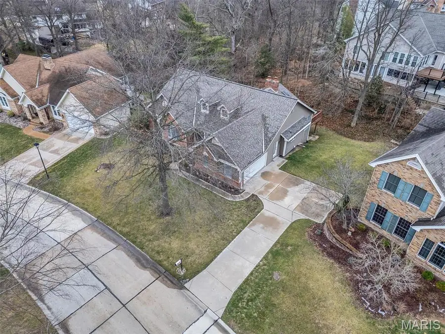 390 Portsmouth Drive, Saint Charles, MO 63303 - #3