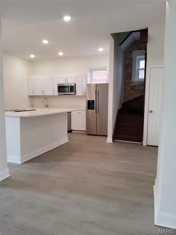 5922 Clemens Avenue, Saint Louis, MO 63112 - #2