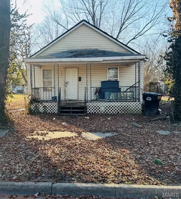 210 Aida Street, St James, MO 65559