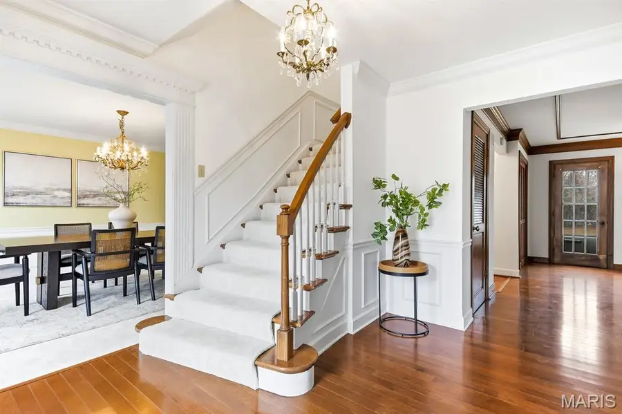 94 Meadowbrook Country Club Estate, Ballwin, MO 63011 - #2