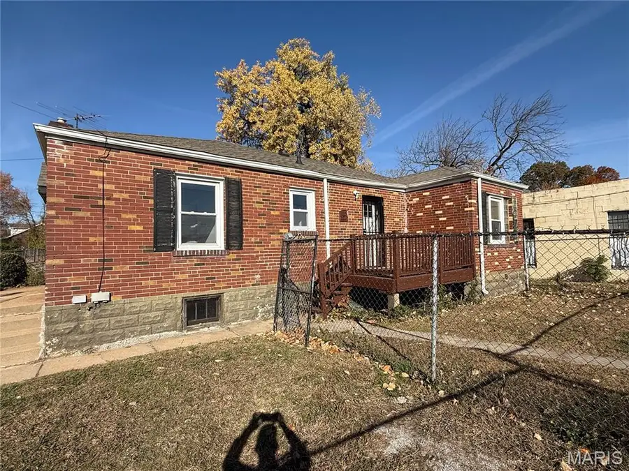 6203 Dardanella Avenue, Normandy, MO 63121 - #2