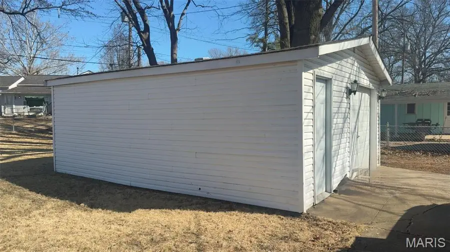 1 Wescott Drive, Florissant, MO 63031 - #3