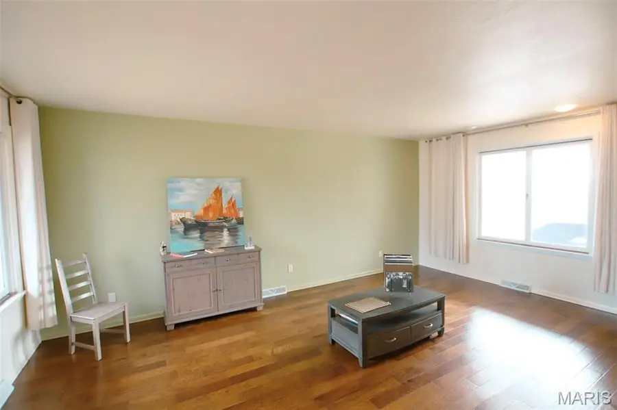 612 Crestview Drive, Sullivan, MO 63080 - #3