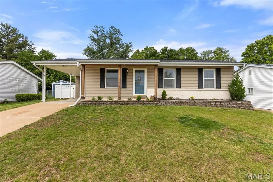 669 Green Hedge Drive, Fenton, MO 63026 - #2