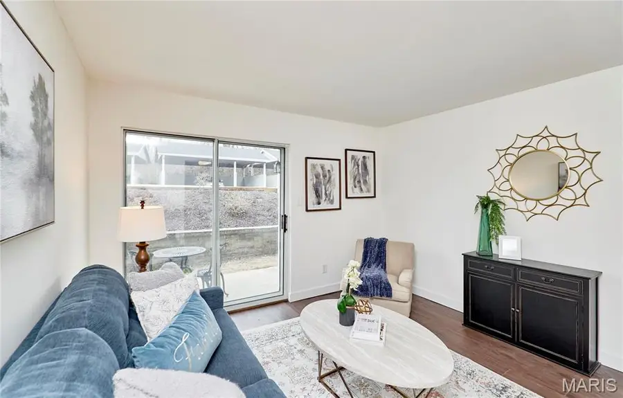 1239 Creve Coeur Crossing Lane #D, Chesterfield, MO 63017 - #3