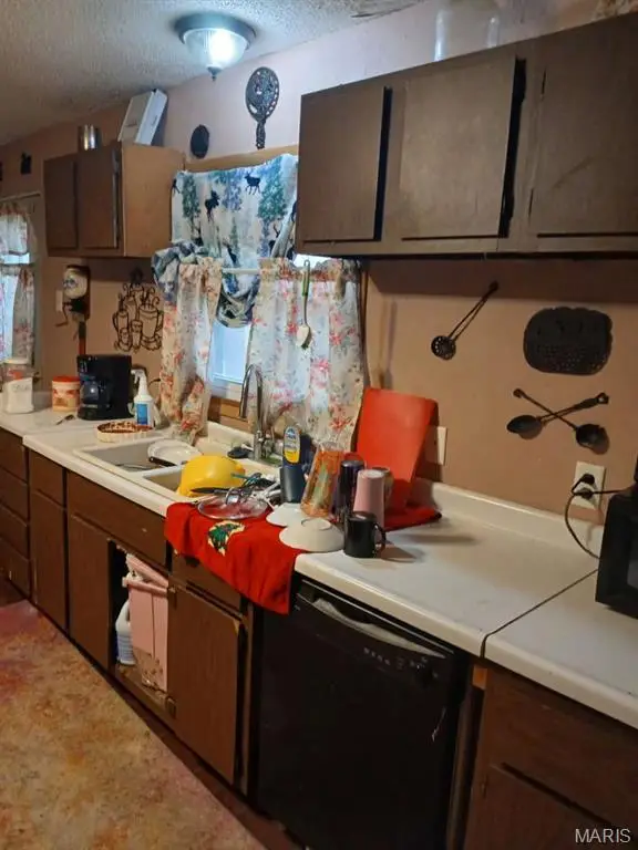 601 E Cedar Street, Bertrand, MO 63823 - #2