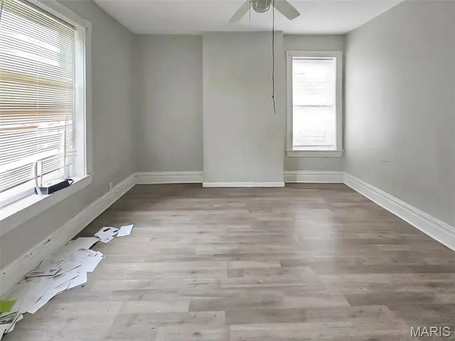 4614 S Compton Avenue, Saint Louis, MO 63111 - #3