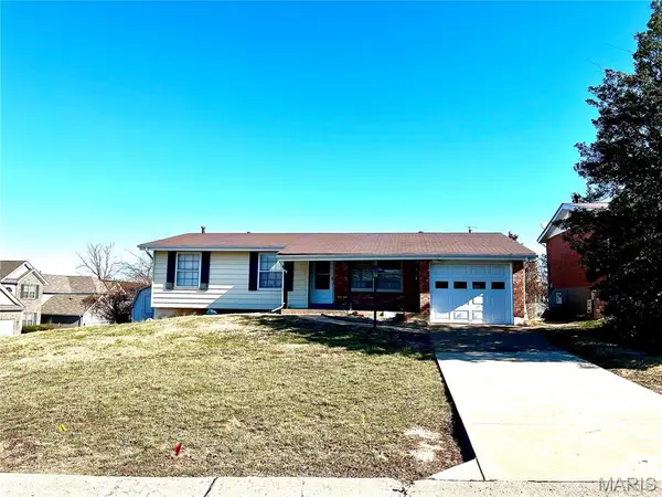 3933 Mitchford Drive, Mehlville, MO 63125