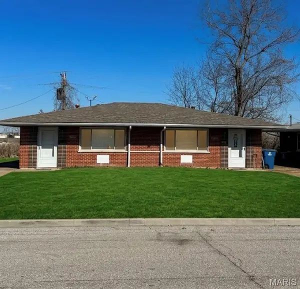 9743 Treadway Lane, St Louis, MO 63134