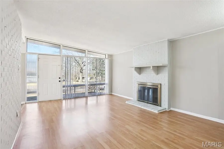 325 Holiday Hill Drive, Florissant, MO 63033 - #3