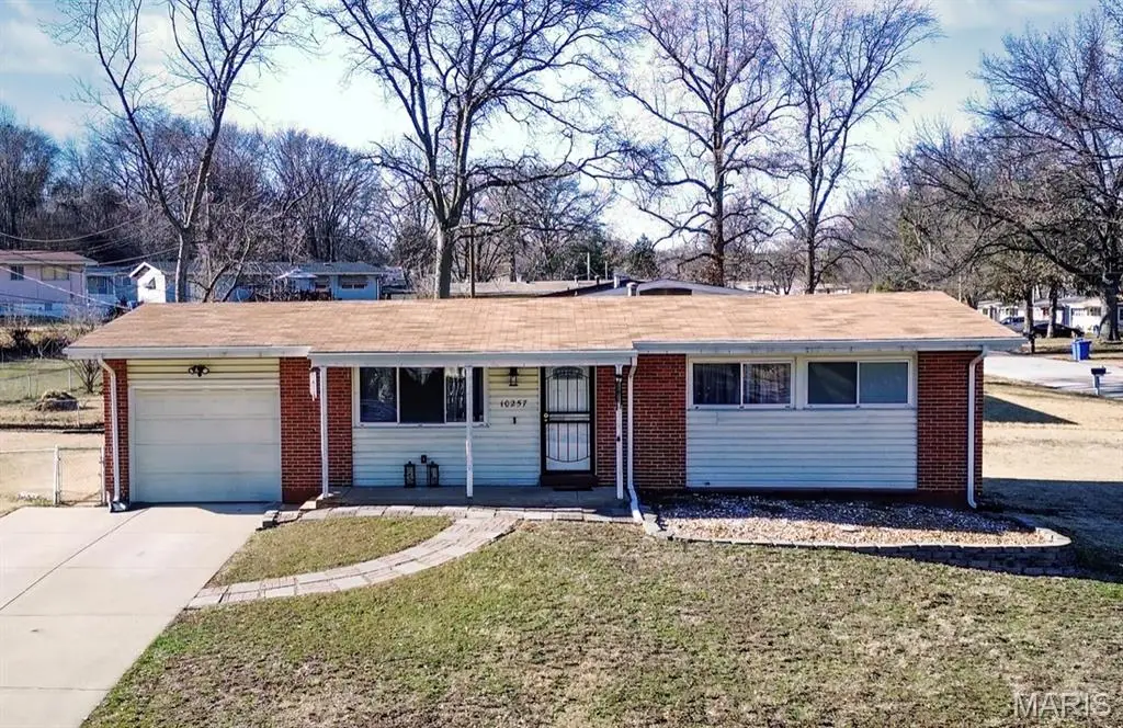 10257 Dacey Drive, Saint Louis, MO 63136 - #1