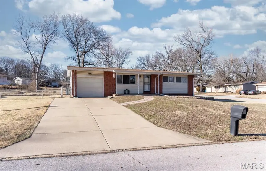 10257 Dacey Drive, Saint Louis, MO 63136 - #2