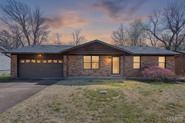 4305 Julie Court, High Ridge, MO 63049