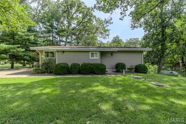 12820 Winnebago Drive, Shipman, IL 62685