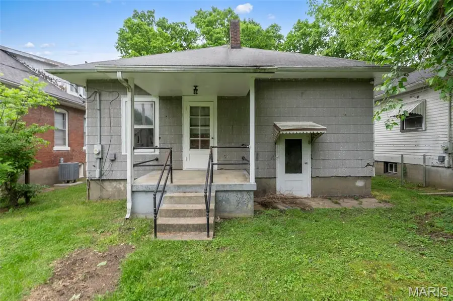 533 S Middle Street, Cape Girardeau, MO 63703 - #3