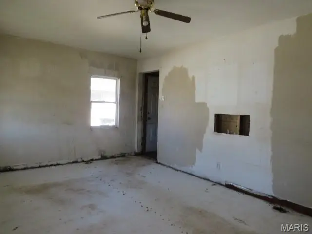 128 Bonds Avenue, East Alton, IL 62024 - #3