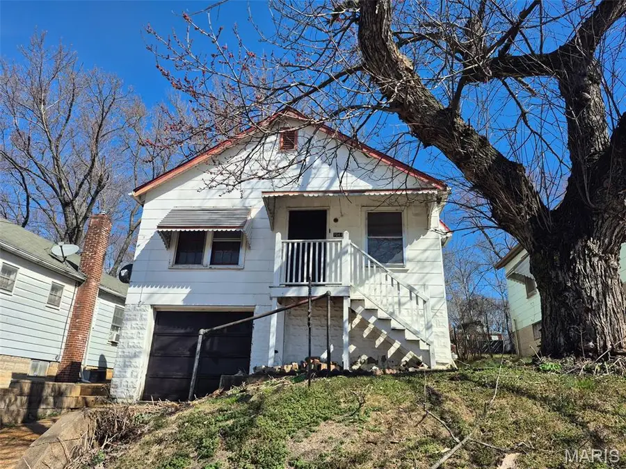 7041 Garesche Avenue, Saint Louis, MO 63136 - #2