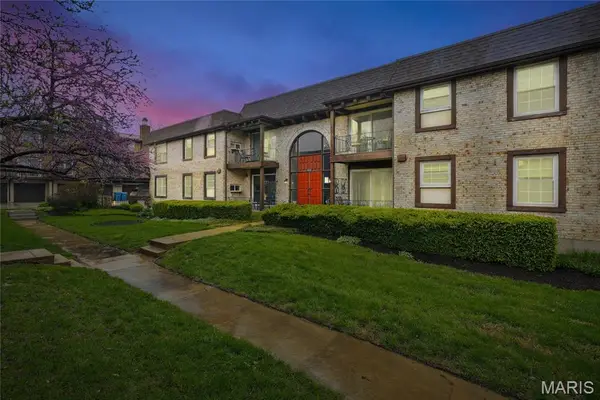 11921 Villa Dorado Drive #A, St Louis, MO 63146